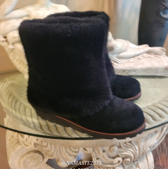 Ugg Maylin Sheepskin Sherpa Fur Boots in Black Size 7 #490 - Picture 5 of 16